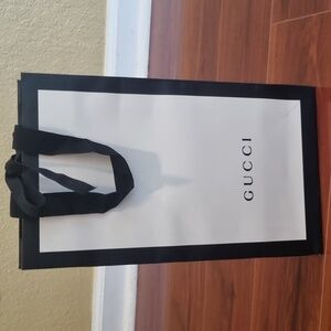 GUCCI Gift Bag Black/White